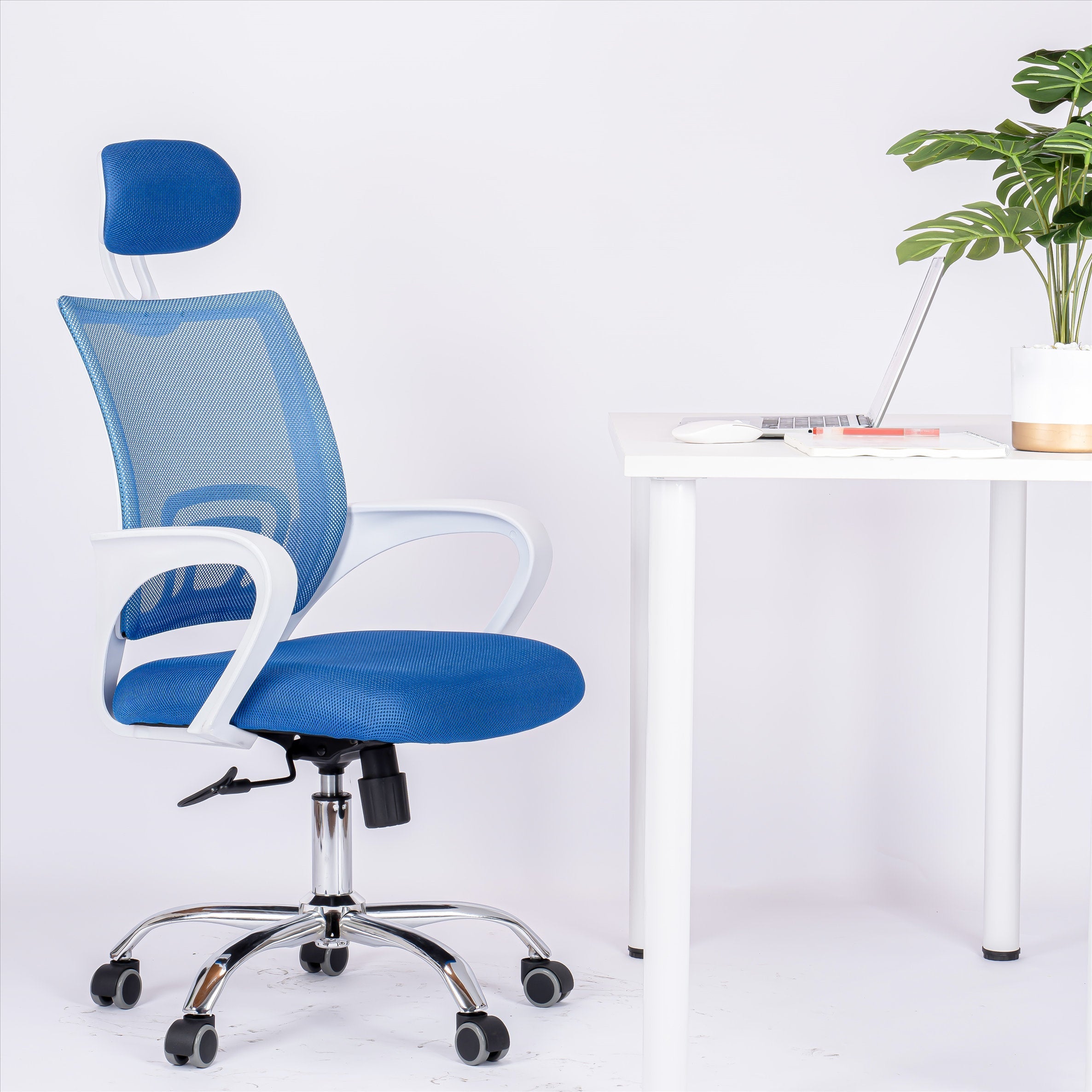 JOHOO the First Chair Model J66