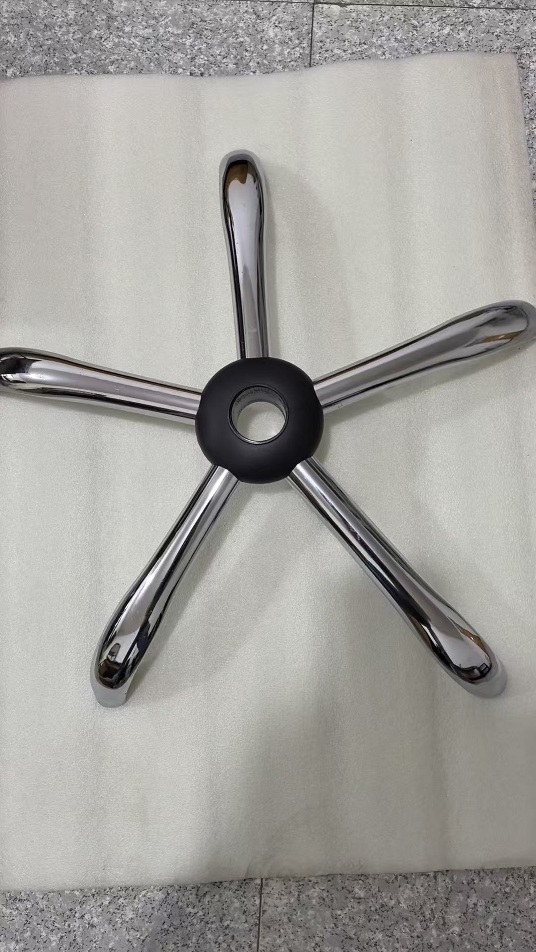 Dismantling chair Base Various Sizes and Shapes in Blister Packaging