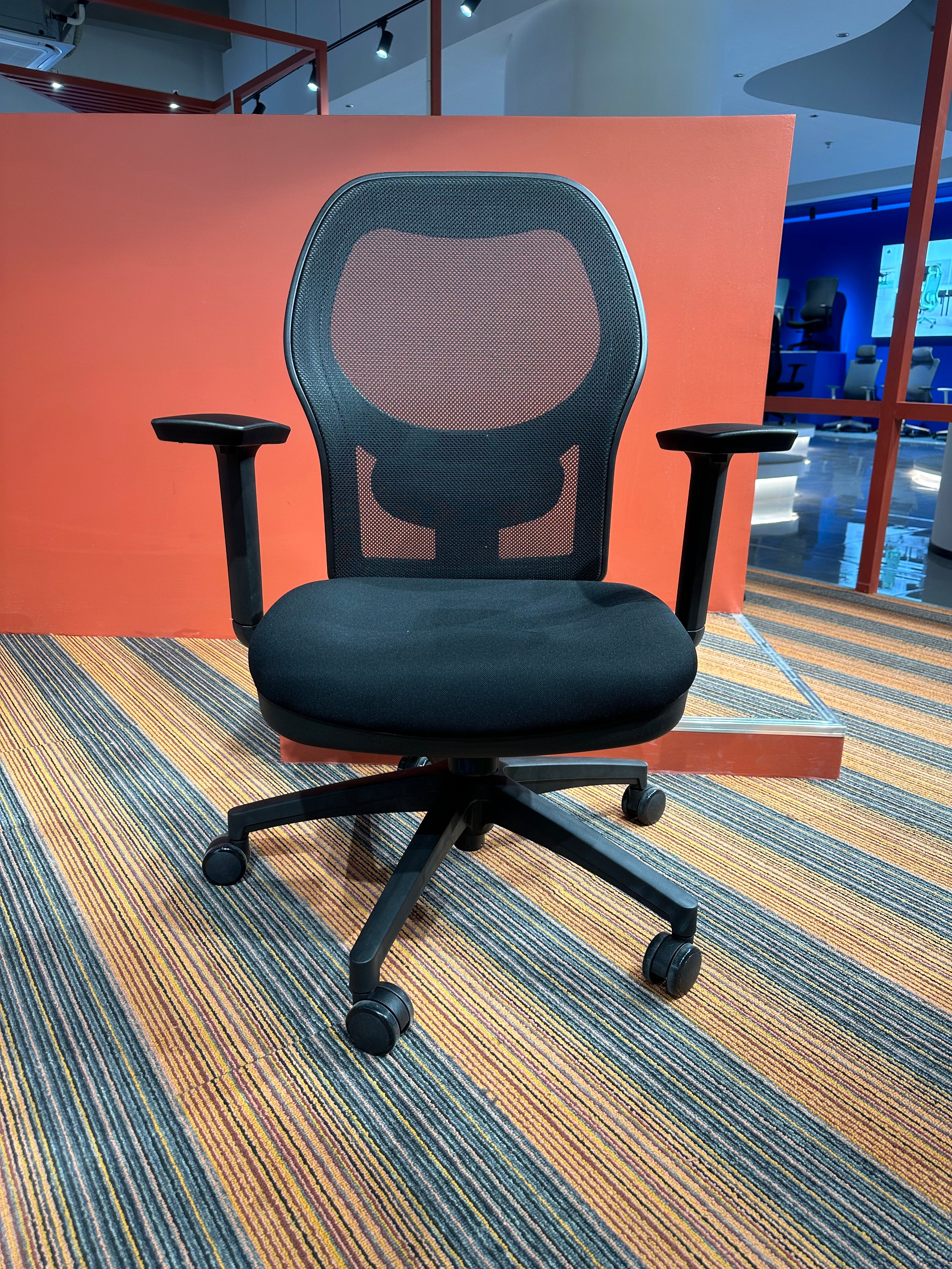 Johoofurniture Foam Seat Manager Chair M23