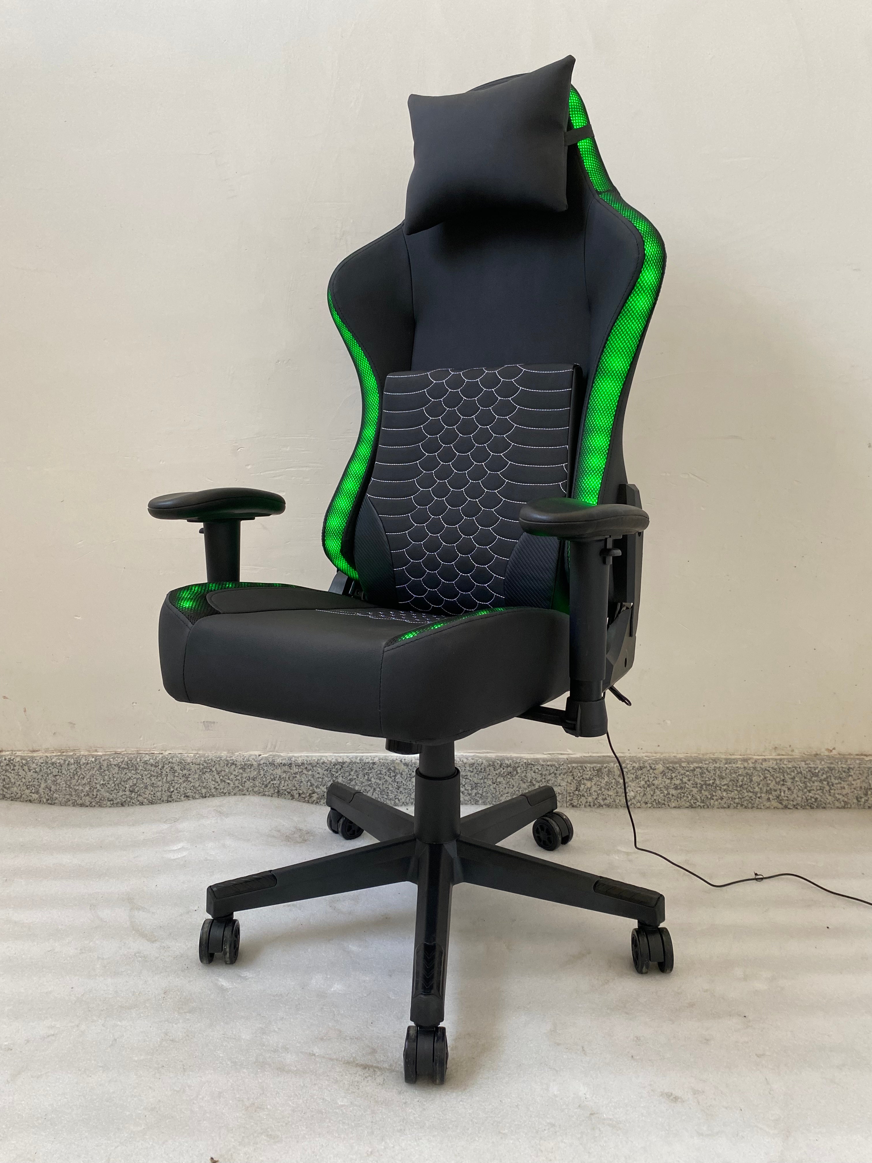 JOHOOFURNITURE RGB Cool and flashy Gaming Chair Essential for Esports Room YJ07