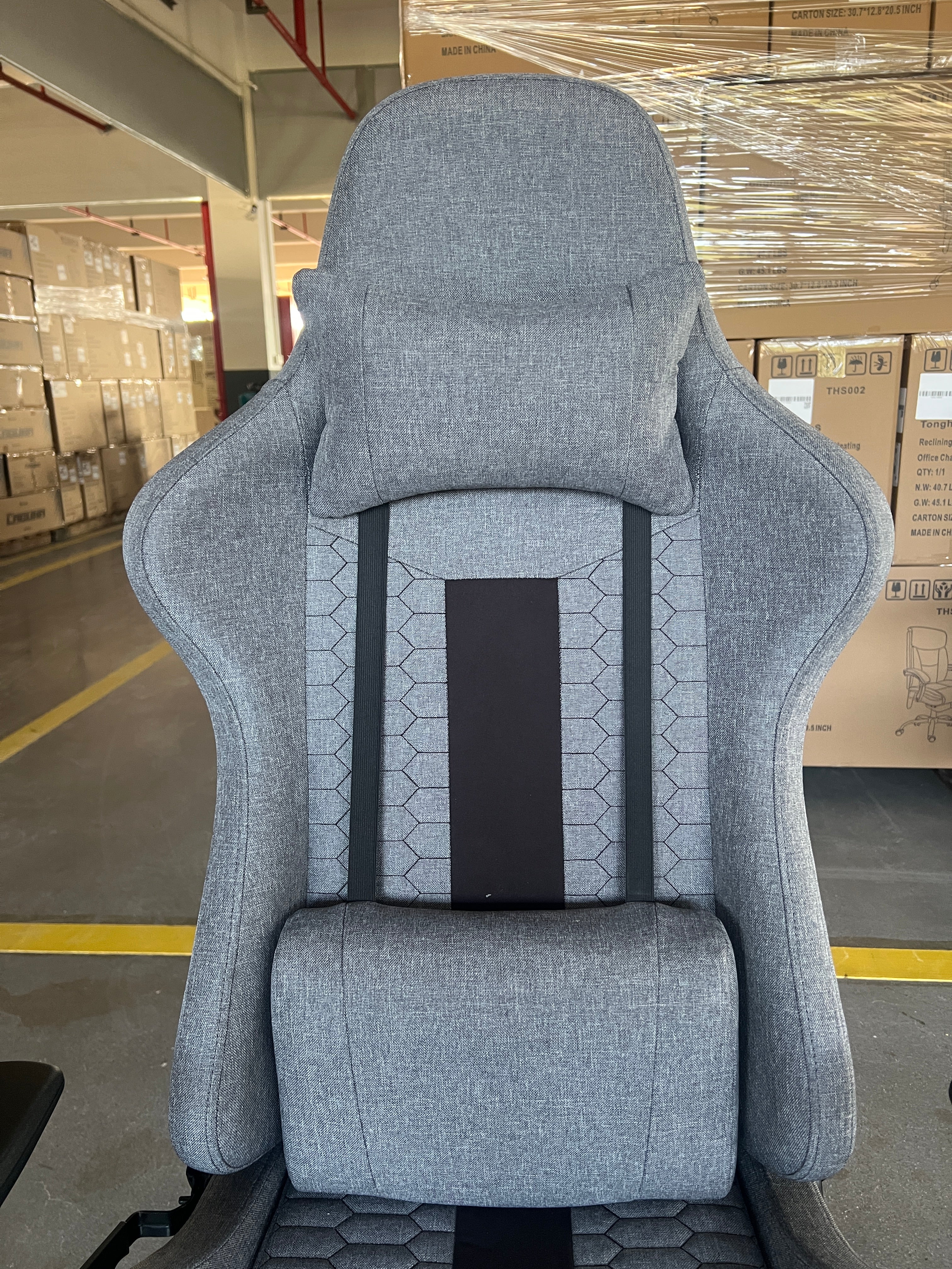 JOHOOFURNITURE Hexagonal Honeycomb Pattern Sports-style Gaming Chair HA01