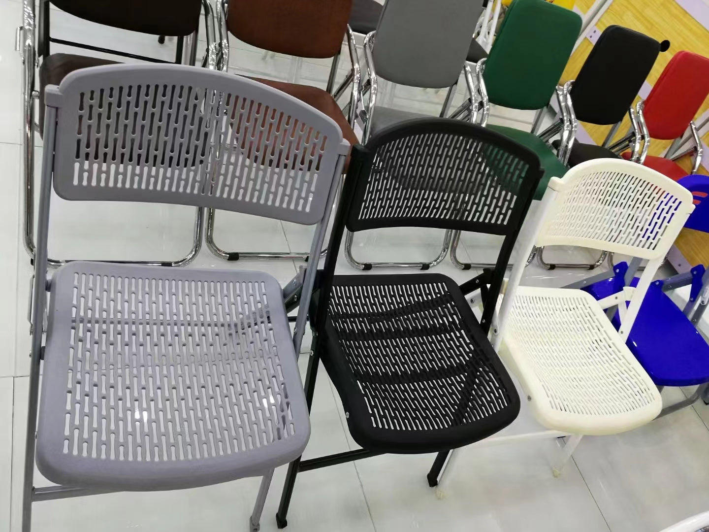 Openwork Back and Seat Cushion Folding Chairs Big Size Chair #9020