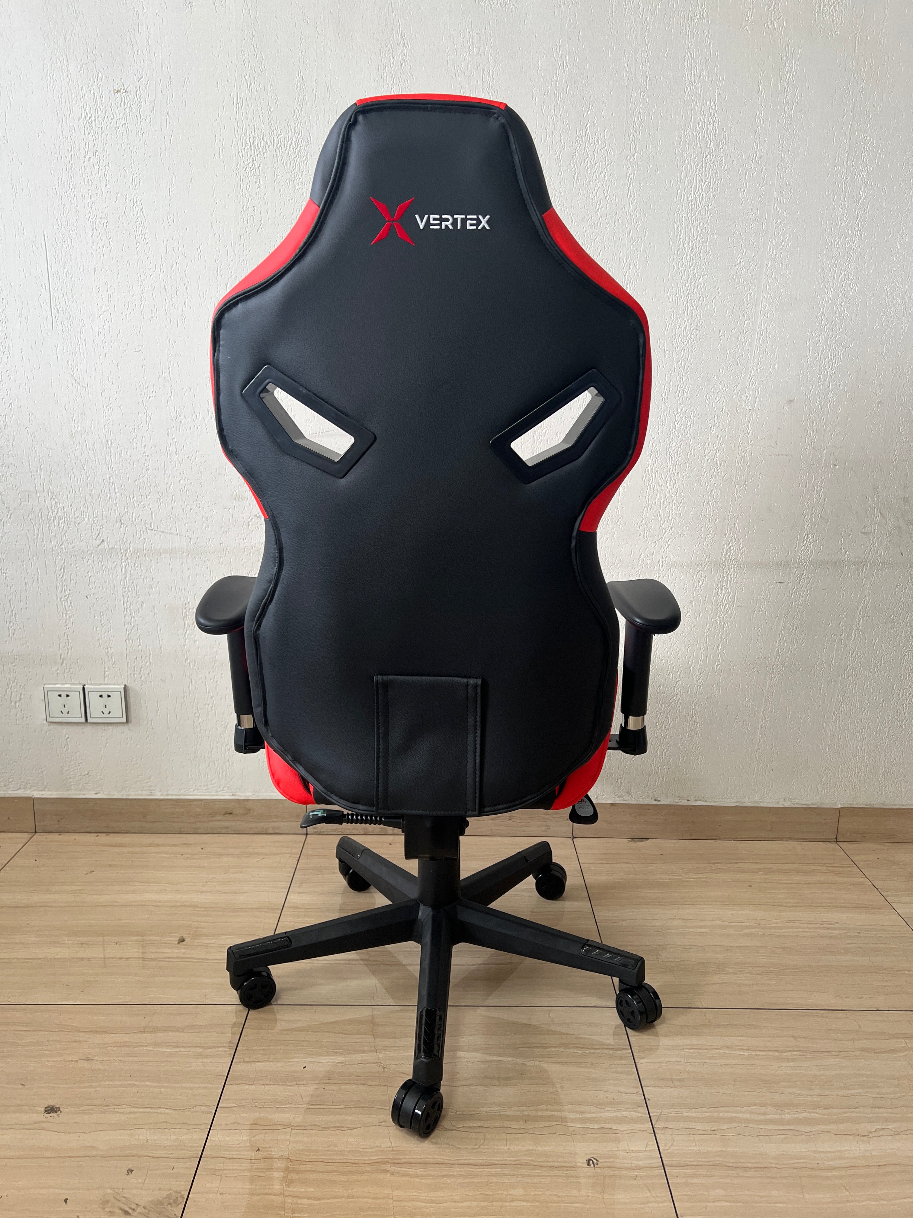 JOHOOFURNITURE Gaming Chair Office Chair D8507 Classical Model